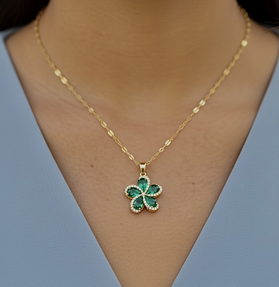 Emerald Green Floral Pendant Shaazz Store